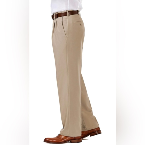 NWT Haggar Men's Cool 18 Pro Classic Fit Pleat Front Pant Size 32x30 - Picture 2 of 8